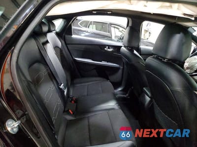 Zdjęcie 10 z 13 samochodu: 2023 KIA FORTE GT LINE VIN:3KPF54ADXPE615564 - miniatura