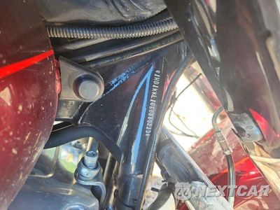 Zdjęcie 9 z 9 samochodu: 2016 HARLEY-DAVIDSON FLHTKL ULTRA LIMITED LOW VIN:1HD1KKL10GB660213 - miniatura