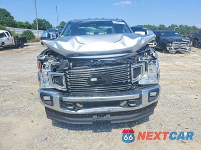 Piąte zdjęcie samochodu w środku: 2022 FORD F350 SUPER DUTY VIN:1FT8W3DT2NED52739 - miniatura