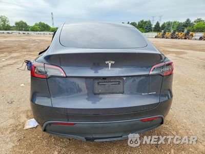 Zdjęcie 6 z 12 samochodu: 2025 TESLA MODEL Y VIN:7SAYGDEE4SF289580 - miniatura