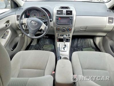 Zdjęcie 8 z 11 samochodu: 2013 TOYOTA COROLLA LE VIN:2T1BU4EE6DC016434 - miniatura