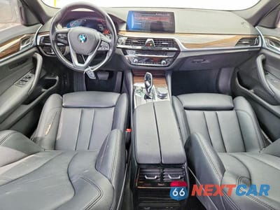 Zdjęcie 8 z 12 samochodu: 2020 BMW 530 I VIN:WBAJR3C01LBP95363 - miniatura