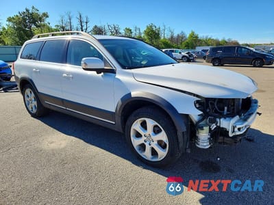 Czwarte zdjęcie samochodu z boku: 2011 VOLVO XC70 T6 VIN:YV4902BZ5B1115153 - miniatura