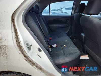 Zdjęcie 10 z 12 samochodu: 2012 TOYOTA YARIS FLEET VIN:JTDBT4K32C1420534 - miniatura