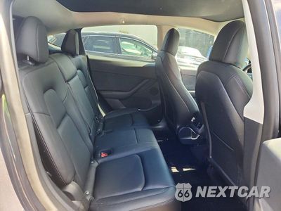 Zdjęcie 11 z 13 samochodu: 2022 TESLA MODEL Y VIN:7SAYGDEE2NF338098 - miniatura