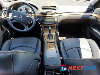 Zdjęcie 8 z 12 samochodu: 2008 MERCEDES-BENZ E 350 VIN:WDBUF56X78B349995 - miniatura