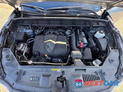 Zdjęcie 7 z 10 samochodu: 2022 TOYOTA HIGHLANDER XLE VIN:5TDGZRBH6NS174915 - miniatura