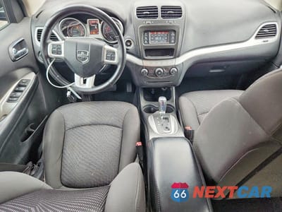 Zdjęcie 8 z 13 samochodu: 2017 DODGE JOURNEY CROSSROAD VIN:3C4PDDGG9HT541480 - miniatura