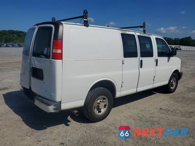 Trzecie zdjęcie samochodu z tyłu: 2008 CHEVROLET EXPRESS G2500 VIN:1GCGG25C681190515 - miniatura