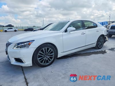 2015 LEXUS LS 460 JTHBL5EF7F5133293 - główne zdjęcie licytacji z USA - miniatura