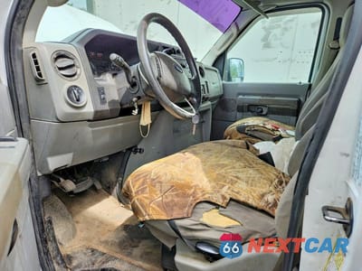 Zdjęcie 7 z 13 samochodu: 2010 FORD E250 DELIVERY VAN VIN:1FTNE2EW1ADA27671 - miniatura