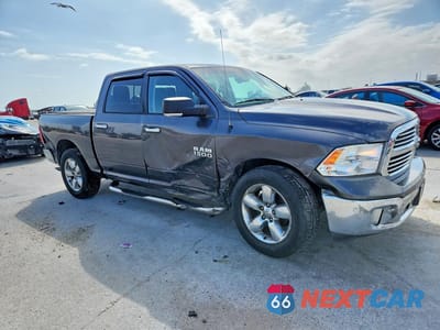 Czwarte zdjęcie samochodu z boku: 2015 RAM 1500 SLT VIN:1C6RR6LG4FS608424 - miniatura