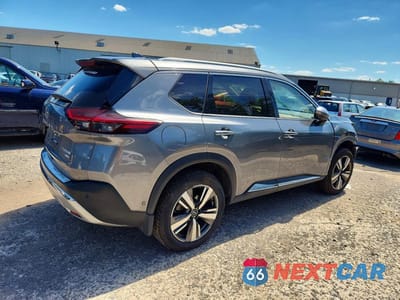 Trzecie zdjęcie samochodu z tyłu: 2023 NISSAN ROGUE PLATINUM VIN:JN8BT3DD9PW317561 - miniatura