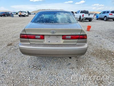 Zdjęcie 6 z 12 samochodu: 1999 TOYOTA CAMRY LE VIN:JT2BG28K3X0330126 - miniatura