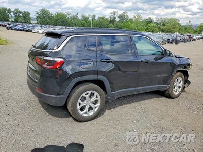 Trzecie zdjęcie samochodu z tyłu: 2024 JEEP COMPASS LATITUDE VIN:3C4NJDBN6RT139102 - miniatura
