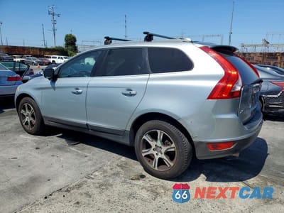 Drugie zdjęcie samochodu z przodu: 2011 VOLVO XC60 T6 VIN:YV4902DZ6B2145009 - miniatura