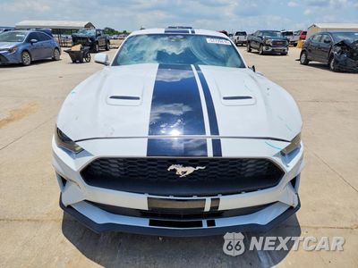 Piąte zdjęcie samochodu w środku: 2022 FORD MUSTANG VIN:1FA6P8TH3N5131557 - miniatura