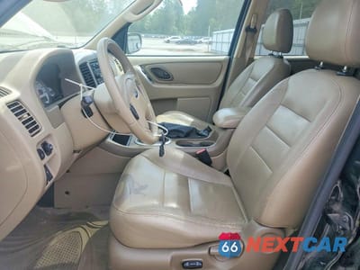 Zdjęcie 7 z 13 samochodu: 2005 FORD ESCAPE XLT VIN:1FMYU93125KC70435 - miniatura