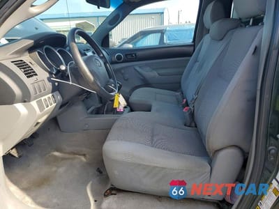 Zdjęcie 7 z 12 samochodu: 2010 TOYOTA TACOMA BASE VIN:5TEPX4EN7AZ733329 - miniatura