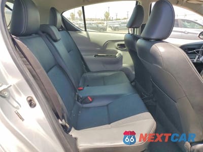 Zdjęcie 10 z 12 samochodu: 2012 TOYOTA PRIUS C FOUR VIN:JTDKDTB3XC1014749 - miniatura