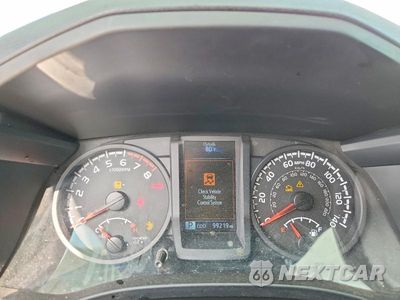Zdjęcie 9 z 12 samochodu: 2018 TOYOTA TACOMA SR V6 VIN:3TMCZ5AN9JM149838 - miniatura