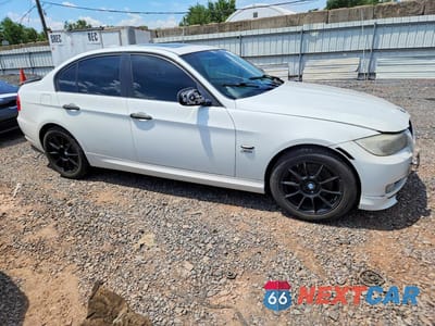 Czwarte zdjęcie samochodu z boku: 2011 BMW 328 VIN:WBAPK5G5XBNN27117 - miniatura