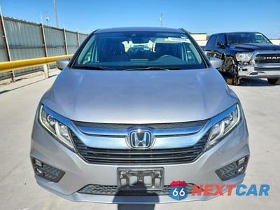 Piąte zdjęcie samochodu w środku: 2020 HONDA ODYSSEY EXL VIN:5FNRL6H70LB059865 - miniatura