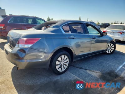 Trzecie zdjęcie samochodu z tyłu: 2010 HONDA ACCORD LX VIN:1HGCP2F37AA046010 - miniatura