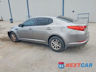 Drugie zdjęcie samochodu z przodu: 2013 KIA OPTIMA LX VIN:5XXGM4A79DG209022 - miniatura