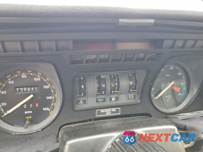 Zdjęcie 9 z 12 samochodu: 1984 JAGUAR XJS VIN:SAJNV5842EC113497 - miniatura
