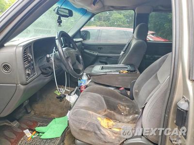 Zdjęcie 7 z 12 samochodu: 2003 GMC NEW SIERRA C1500 VIN:2GTEC19V931339656 - miniatura