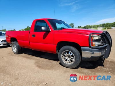Czwarte zdjęcie samochodu z boku: 2006 CHEVROLET SILVERADO K1500 VIN:3GCEK14X96G234168 - miniatura