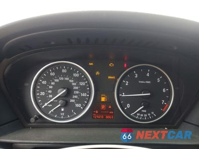 Zdjęcie 9 z 12 samochodu: 2010 BMW 535 XI VIN:WBANV9C51AC391398 - miniatura