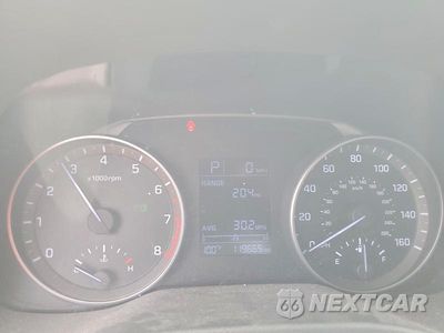 Zdjęcie 9 z 12 samochodu: 2017 HYUNDAI ELANTRA SE VIN:KMHD74LF1HU072152 - miniatura