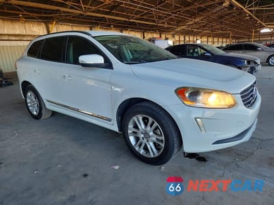 Czwarte zdjęcie samochodu z boku: 2016 VOLVO XC60 T5 VIN:YV440MDJ2G2811225 - miniatura