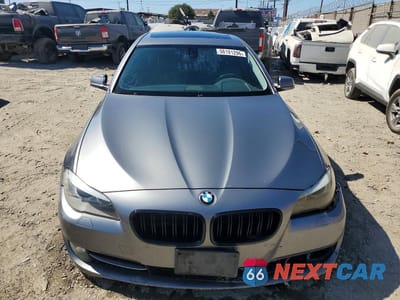 Piąte zdjęcie samochodu w środku: 2013 BMW 528 I VIN:WBAXG5C55DD233382 - miniatura