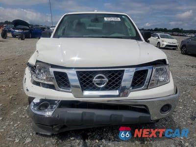 Piąte zdjęcie samochodu w środku: 2011 NISSAN FRONTIER S VIN:1N6AD0ER1BC443580 - miniatura