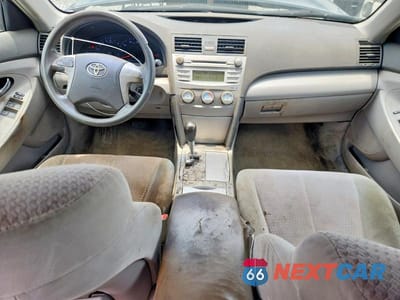 Zdjęcie 8 z 12 samochodu: 2011 TOYOTA CAMRY LE VIN:4T1BF3EK0BU132945 - miniatura