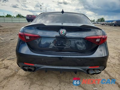 Zdjęcie 6 z 12 samochodu: 2017 ALFA ROMEO GIULIA TI Q4 VIN:ZARFAEEN4H7544406 - miniatura