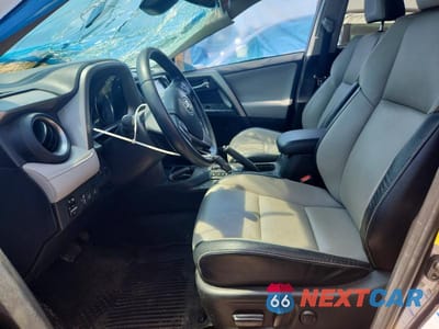 Zdjęcie 7 z 13 samochodu: 2017 TOYOTA RAV4 PLATINUM VIN:2T3DFREV2HW542989 - miniatura