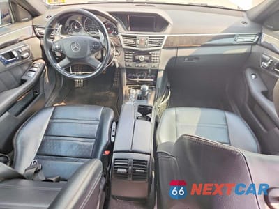 Zdjęcie 8 z 12 samochodu: 2010 MERCEDES-BENZ E 63 AMG VIN:WDDHF7HBXAA117067 - miniatura