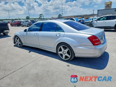 Drugie zdjęcie samochodu z przodu: 2012 MERCEDES-BENZ S 550 VIN:WDDNG7DB3CA432317 - miniatura