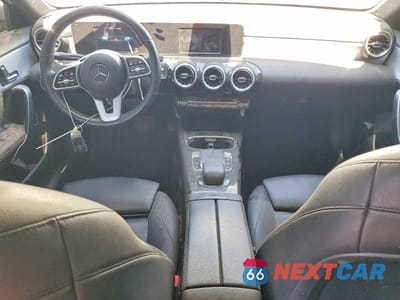 Zdjęcie 8 z 12 samochodu: 2019 MERCEDES-BENZ A 220 4MATIC VIN:WDD3G4FB6KW019697 - miniatura