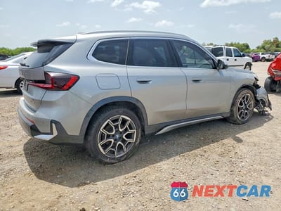 Trzecie zdjęcie samochodu z tyłu: 2023 BMW X1 XDRIVE28I VIN:WBX73EF09P5X34548 - miniatura