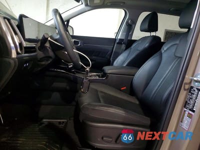 Zdjęcie 7 z 13 samochodu: 2025 KIA SORENTO X-LINE SX VIN:5XYRKDJF2SG395145 - miniatura