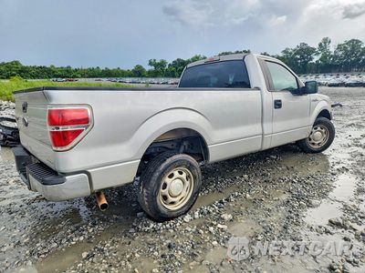 Trzecie zdjęcie samochodu z tyłu: 2013 FORD F150 VIN:1FTMF1CM5DKF83454 - miniatura