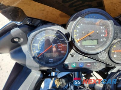 Zdjęcie 7 z 9 samochodu: 2001 YAMAHA FZS10 VIN:JYARN07E41A000410 - miniatura