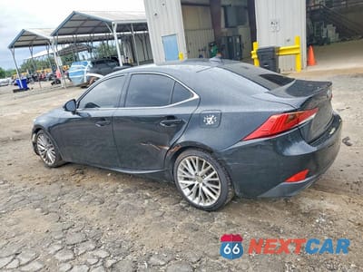 Drugie zdjęcie samochodu z przodu: 2017 LEXUS IS 200T VIN:JTHBA1D2XH5049971 - miniatura