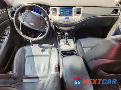 Zdjęcie 8 z 12 samochodu: 2013 HYUNDAI GENESIS 3.8L VIN:KMHGC4DD5DU255358 - miniatura