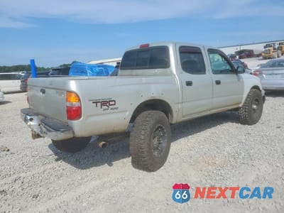 Trzecie zdjęcie samochodu z tyłu: 2004 TOYOTA TACOMA DOUBLE CAB VIN:5TEHN72N94Z329629 - miniatura